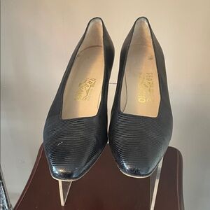 Salvatore Ferragamo Black Textured Leather Pumps